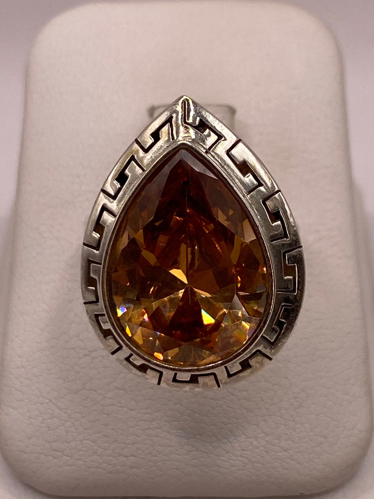 Anillo Ajustable de Plata Ley 925 con Zirconia Ámbar Tipo Gota