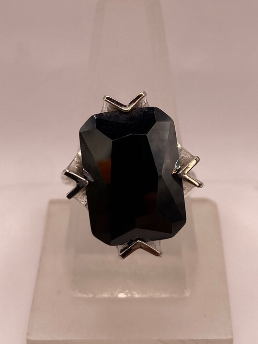 Anillo Ajustable de Plata Ley 925 con Zirconia Negra Diseño Moderno