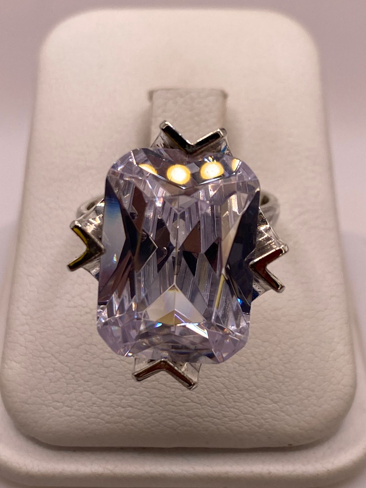 Anillo Ajustable de Plata 925 con Zirconia Rectangular