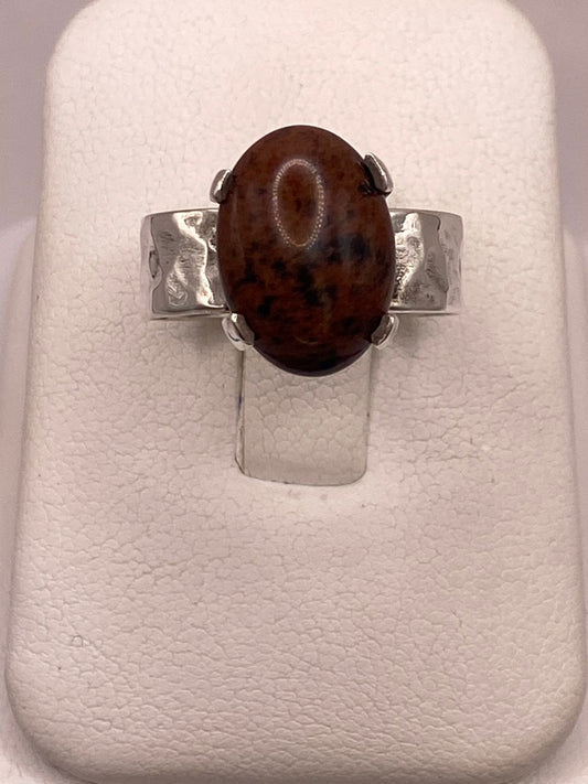 Anillo Artesanal de Plata Ley 925 Acabado Martillado, vista frontal