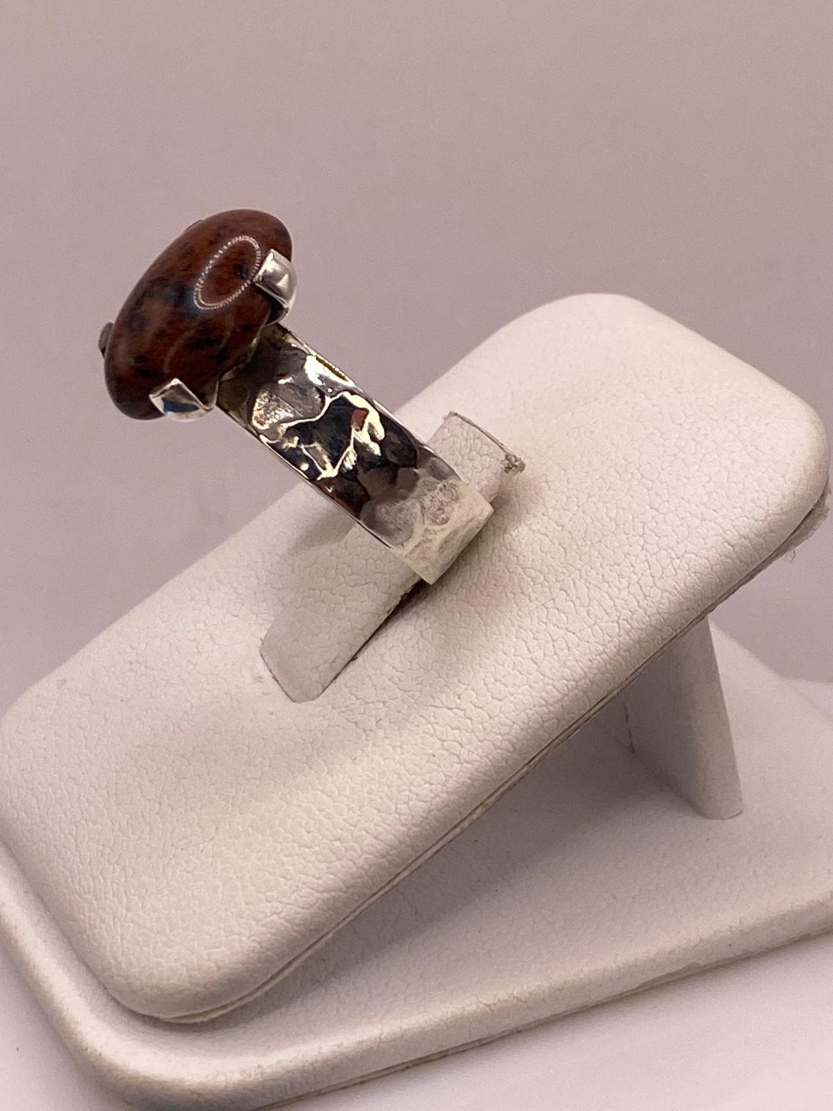Anillo Artesanal de Plata Ley 925 Acabado Martillado