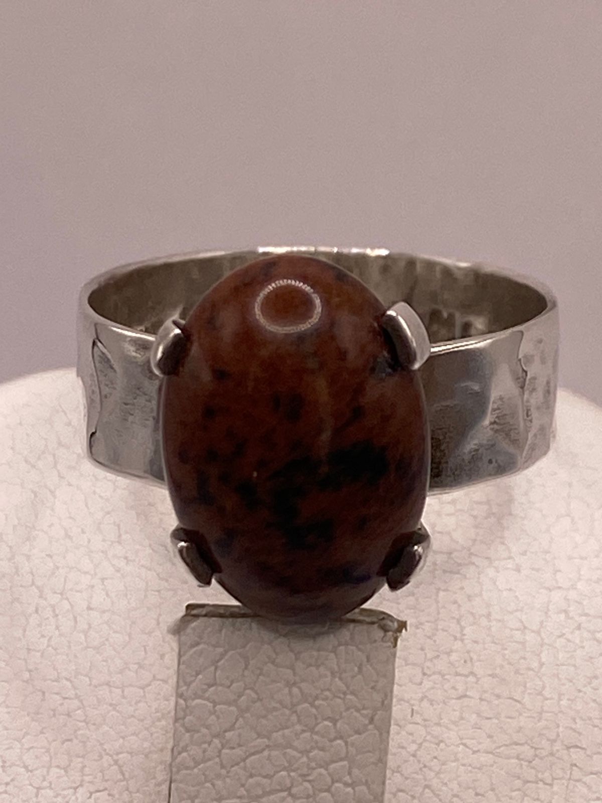 Anillo Artesanal de Plata Ley 925 Acabado Martillado