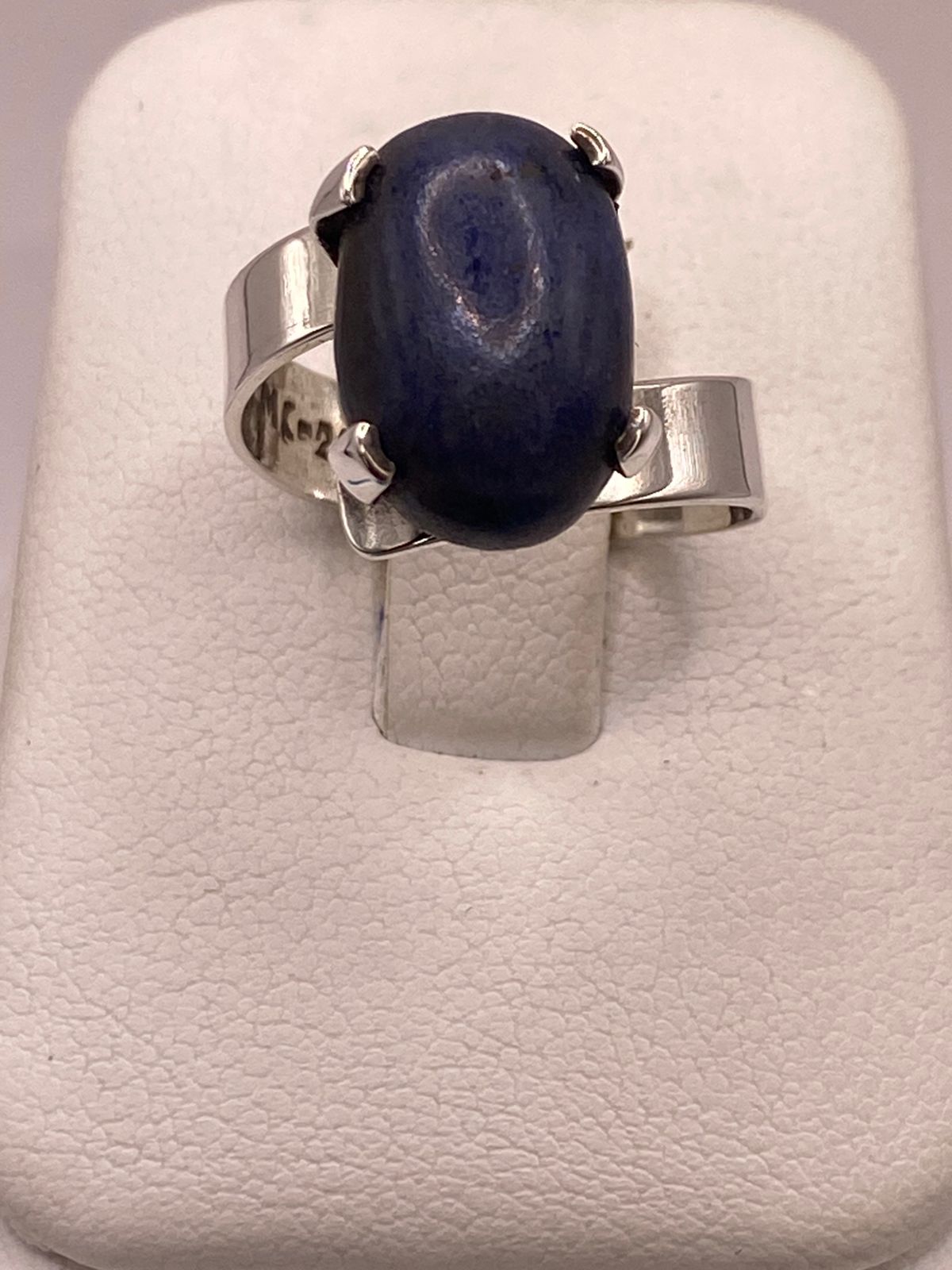 Anillo Artesanal de Plata Ley 925 con Lapislázuli Natural