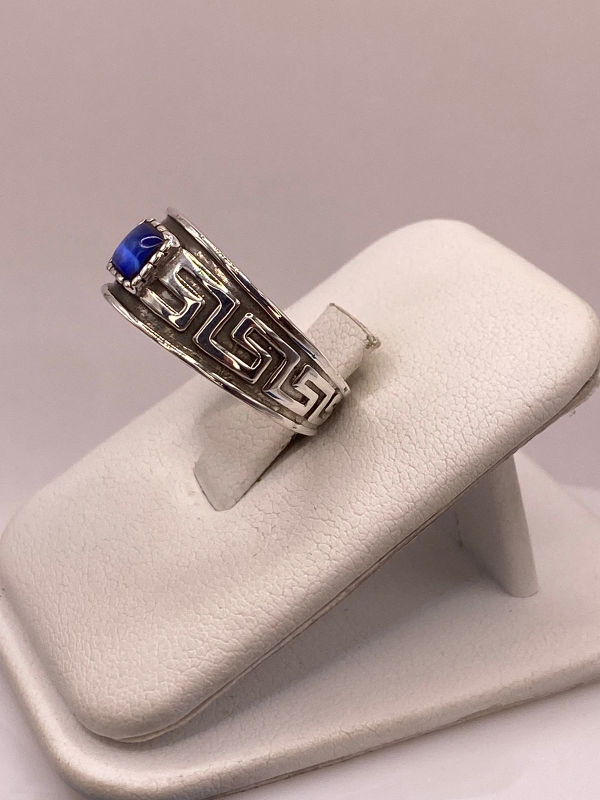 Anillo Artesanal de Plata Ley 925 con Lapislázuli Natural