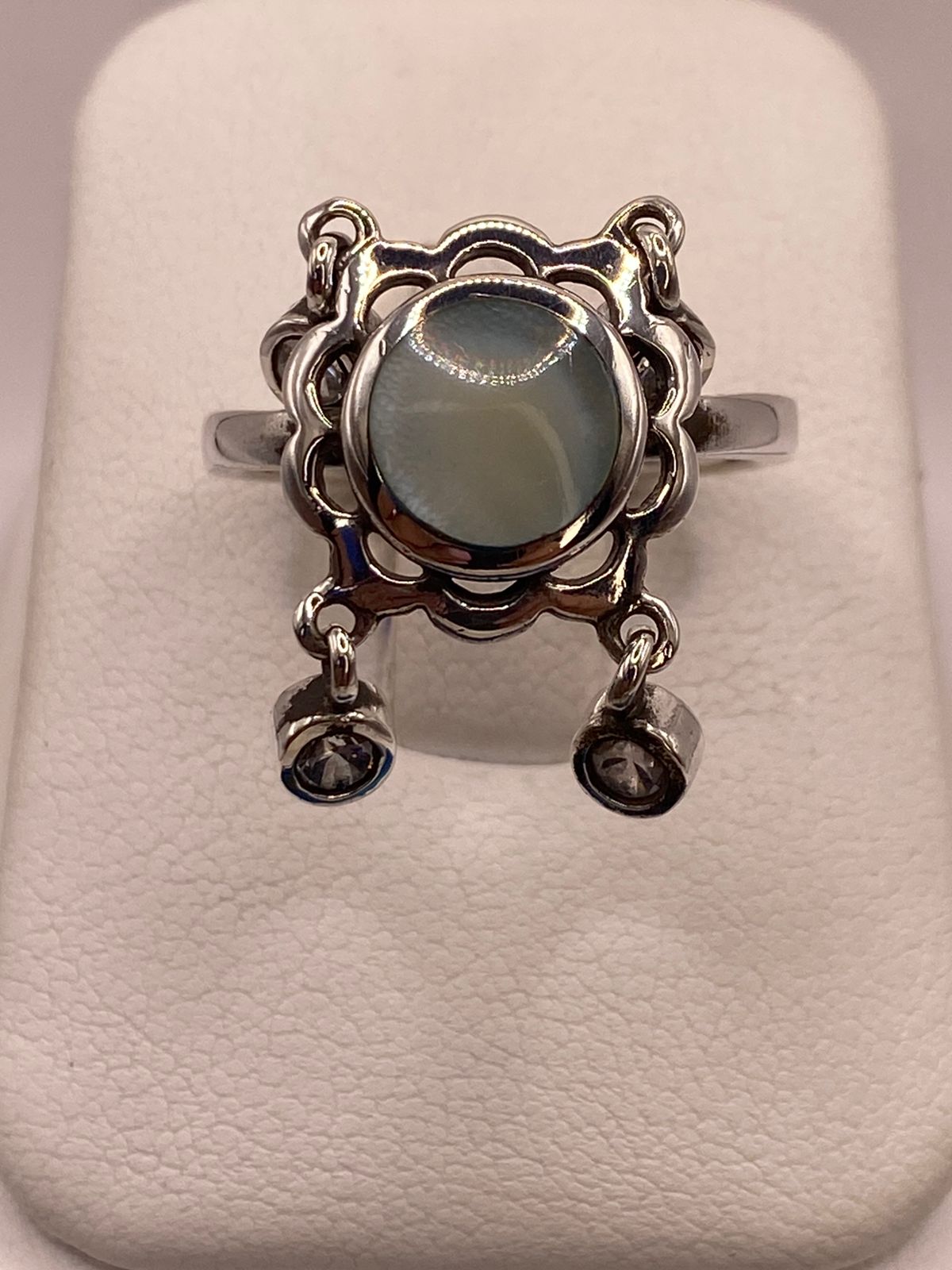 Anillo Artesanal de Plata Ley 925 con Nácar Natural