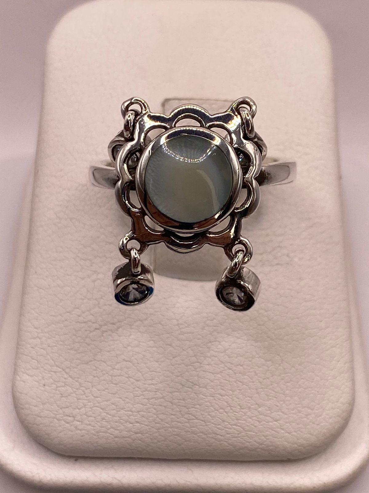 Anillo Artesanal de Plata Ley 925 con Nácar Natural