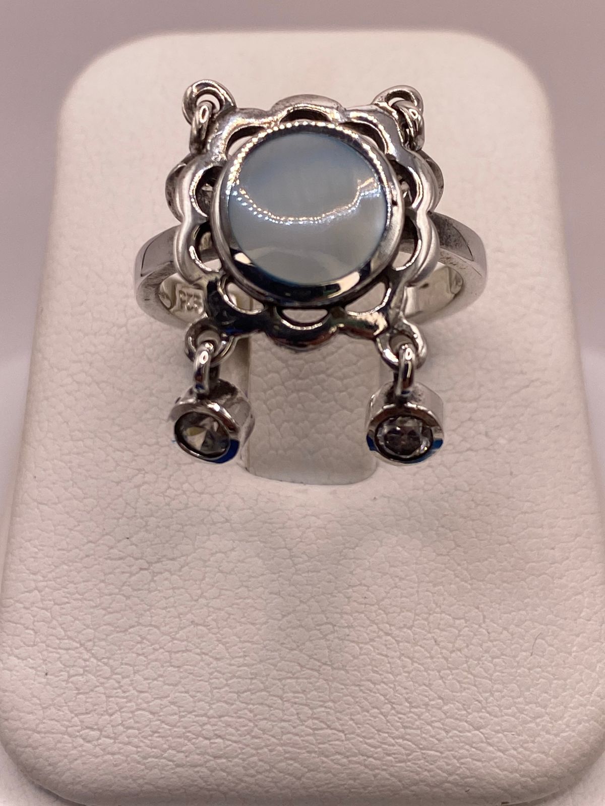 Anillo Artesanal de Plata Ley 925 con Nácar Natural