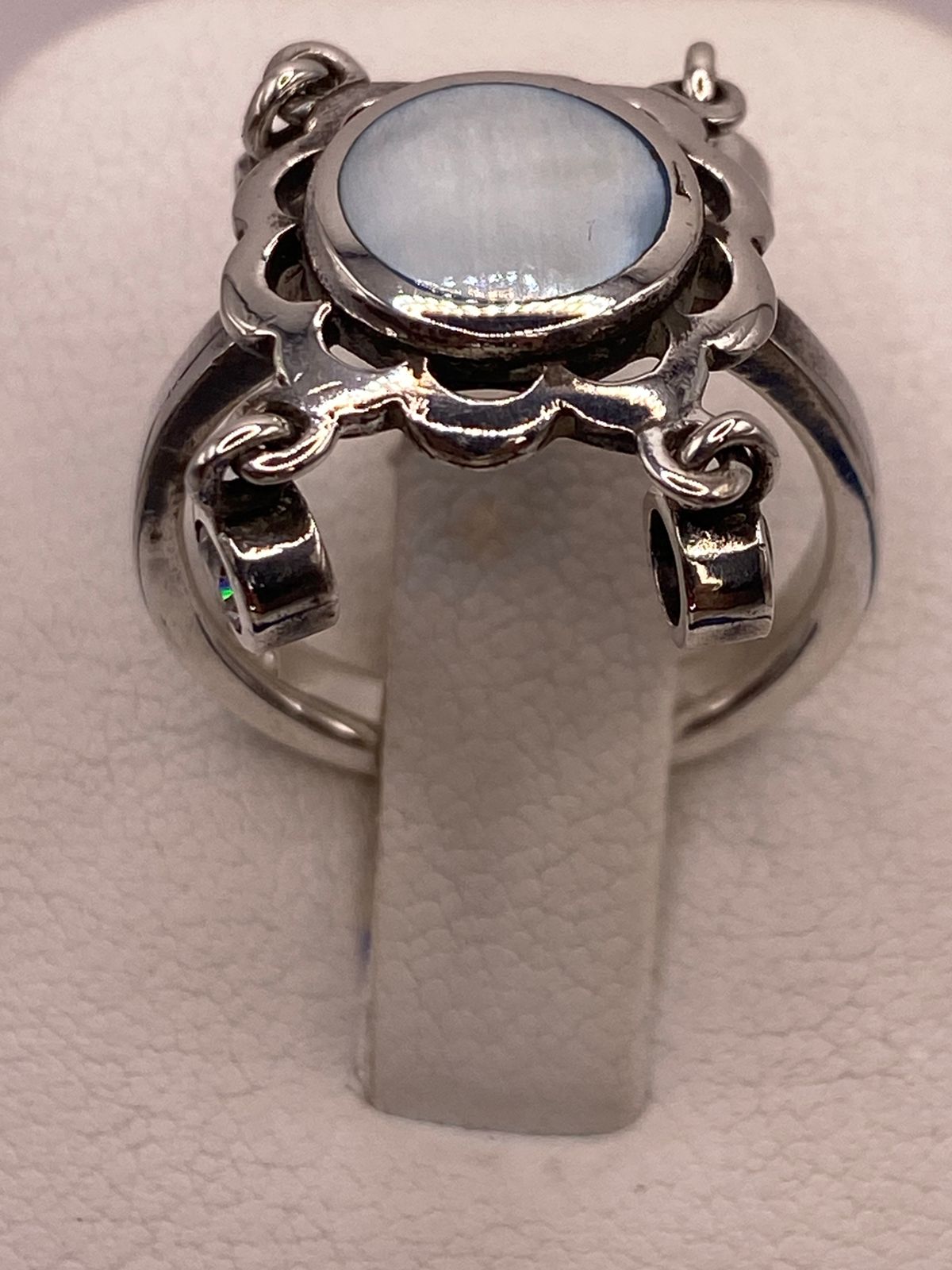 Anillo Artesanal de Plata Ley 925 con Nácar Natural