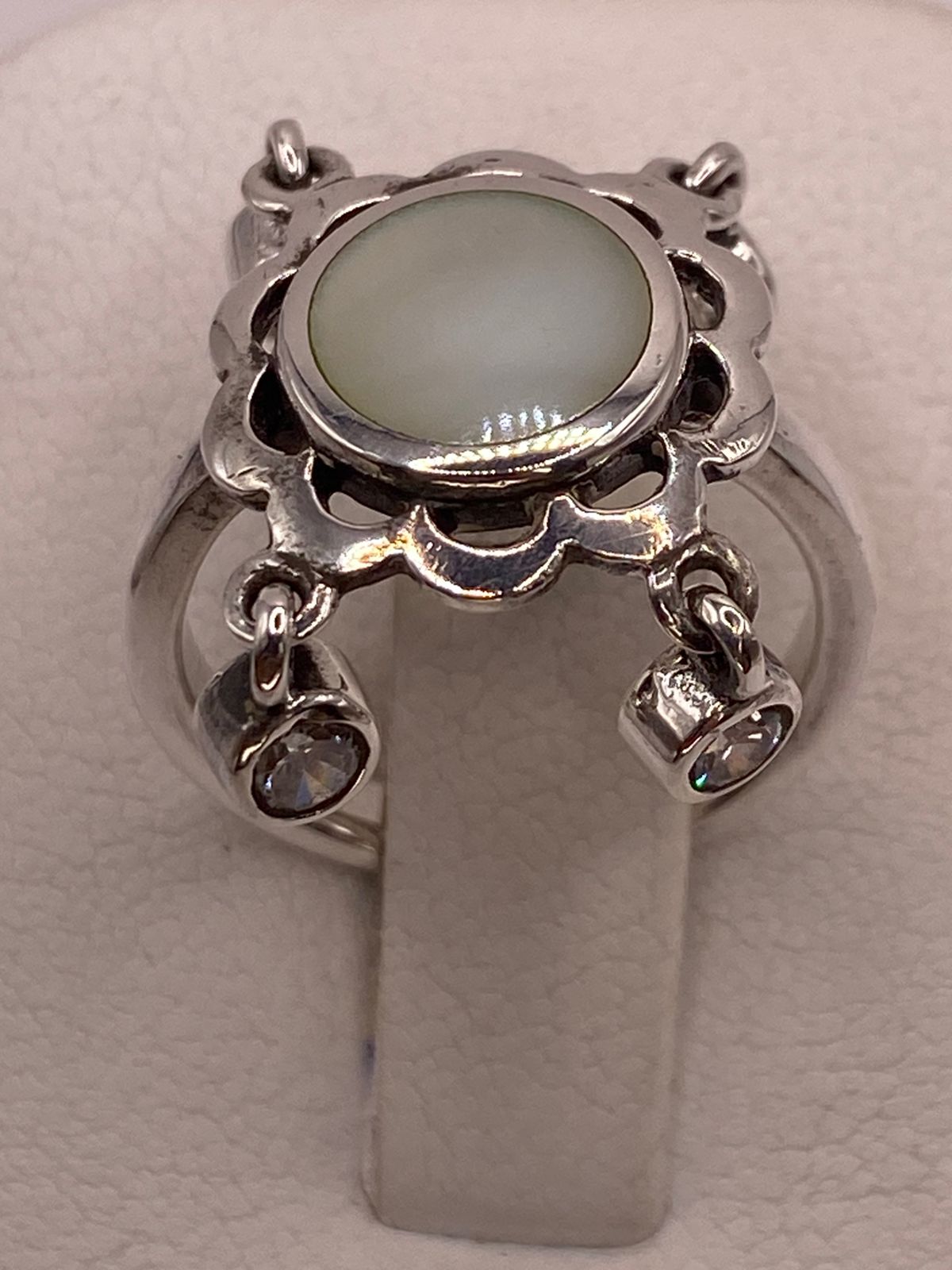 Anillo Artesanal de Plata Ley 925 con Nácar Natural