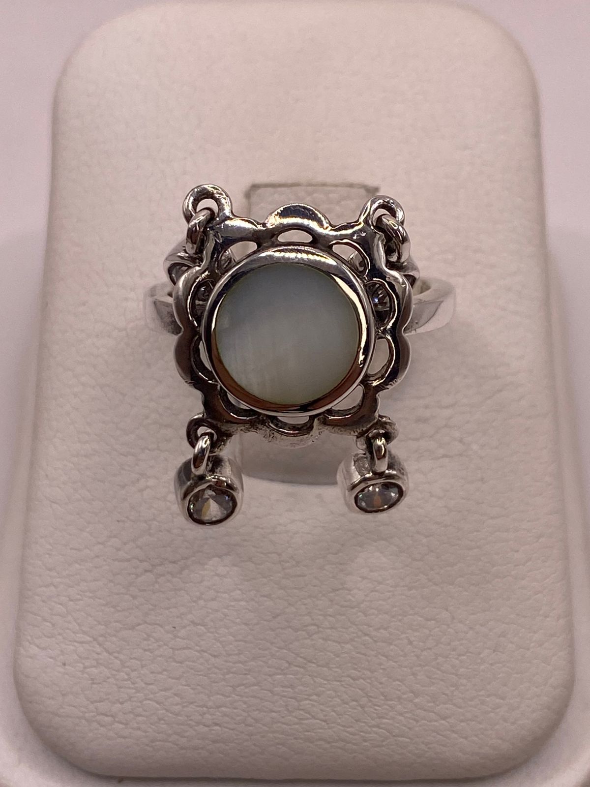 Anillo Artesanal de Plata Ley 925 con Nácar Natural