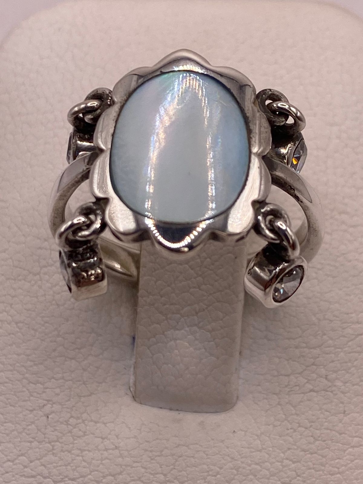 Anillo Artesanal de Plata Ley 925 con Nácar Natural