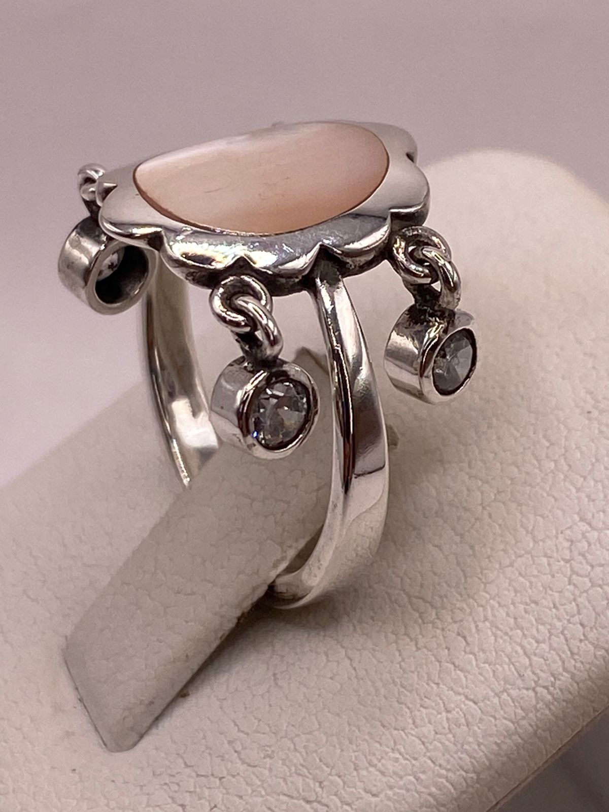 Anillo Artesanal de Plata Ley 925 con Nácar Natural