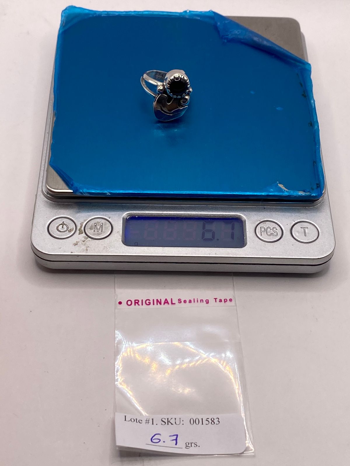 ANILLO ARTESANAL DE PLATA LEY 925 CON ÓNIX