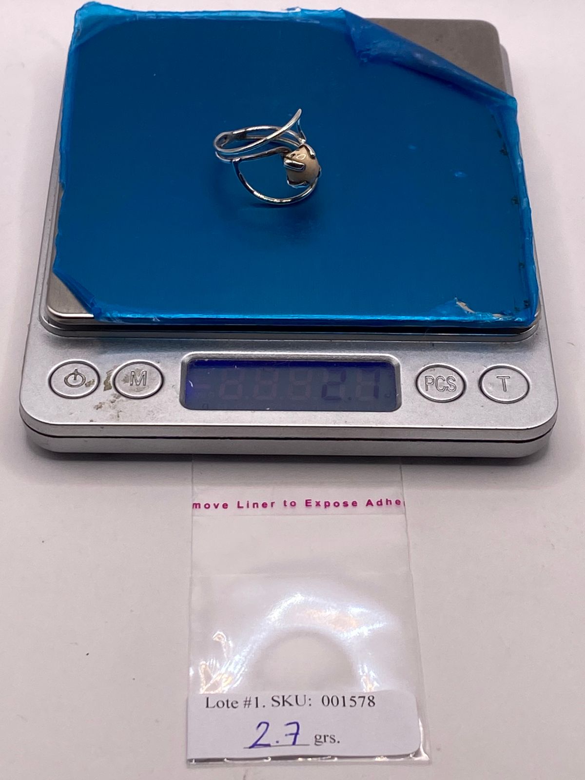 Anillo Artesanal de Plata Ley 925 con Ópalo Claro Natural