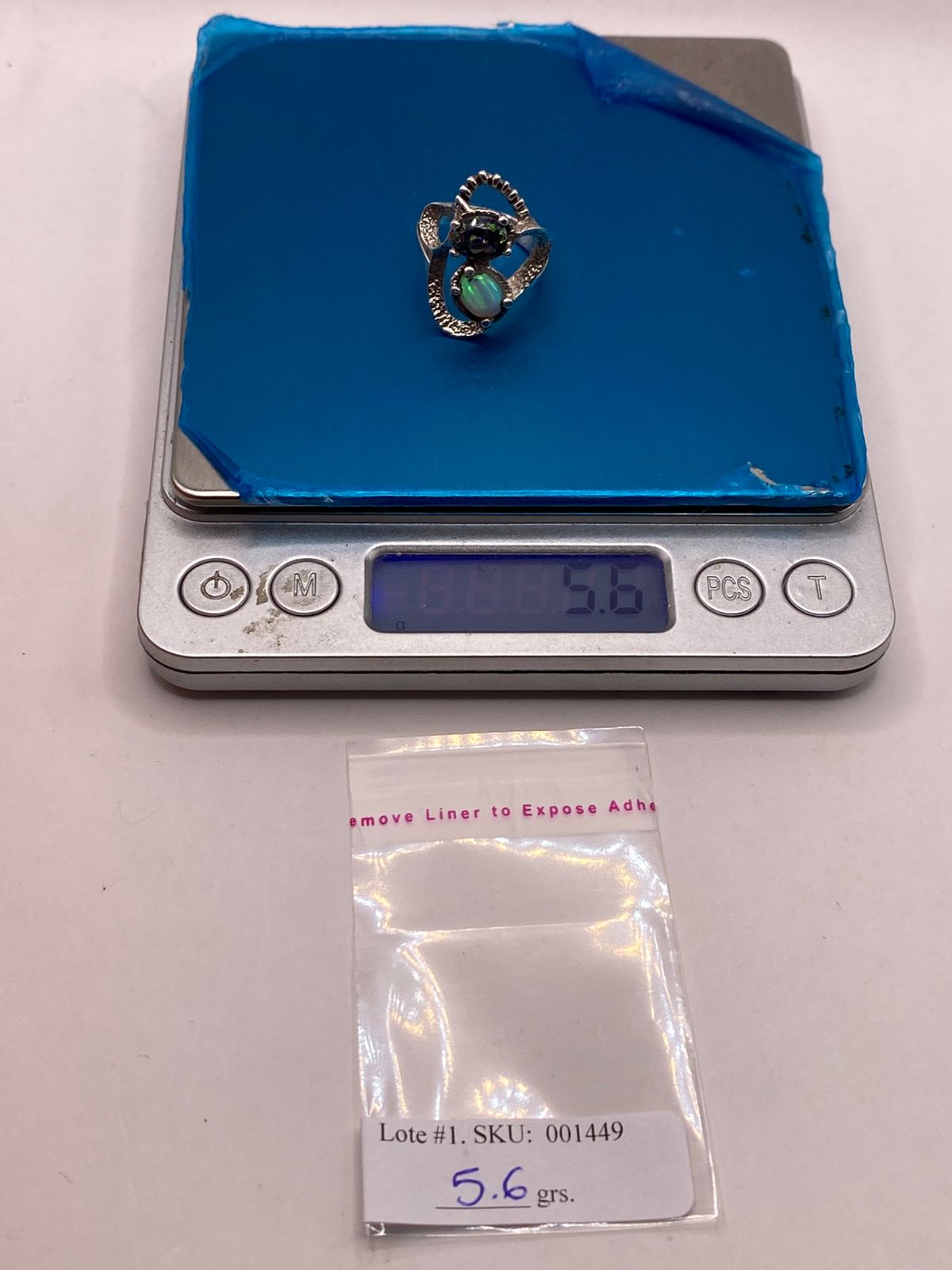 Anillo Artesanal de Plata Ley 950 con Ópalo de Fuego y Zirconia Tornasol