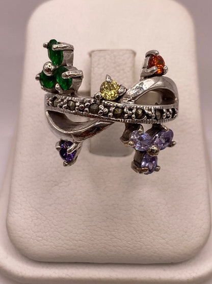 Anillo Artístico Multicolor con Marquesitas y Zirconias en Plata Ley 925, vista lateral