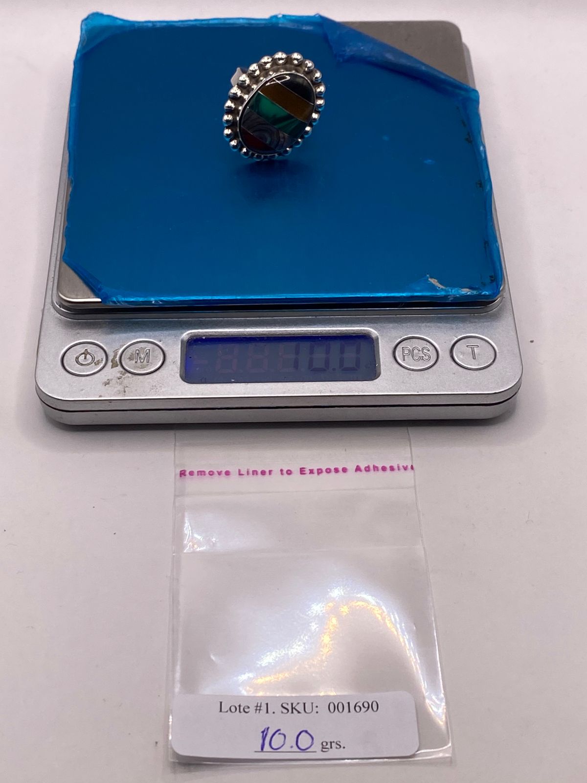 ANILLO ARTÍSTICO DE PLATA LEY 925 CON NÁCAR Y PIEDRAS NATURALES