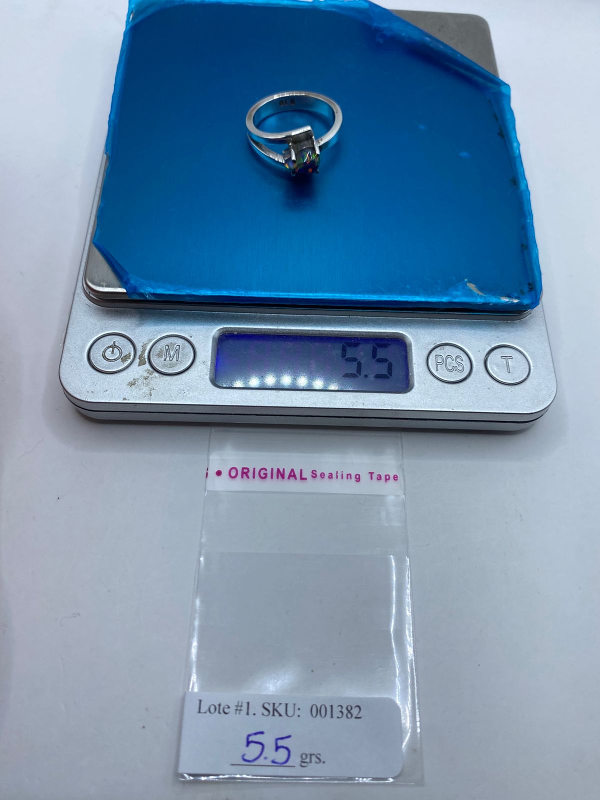 💍 Anillo Contemporáneo con Ópalo de Fuego en Plata Ley .925