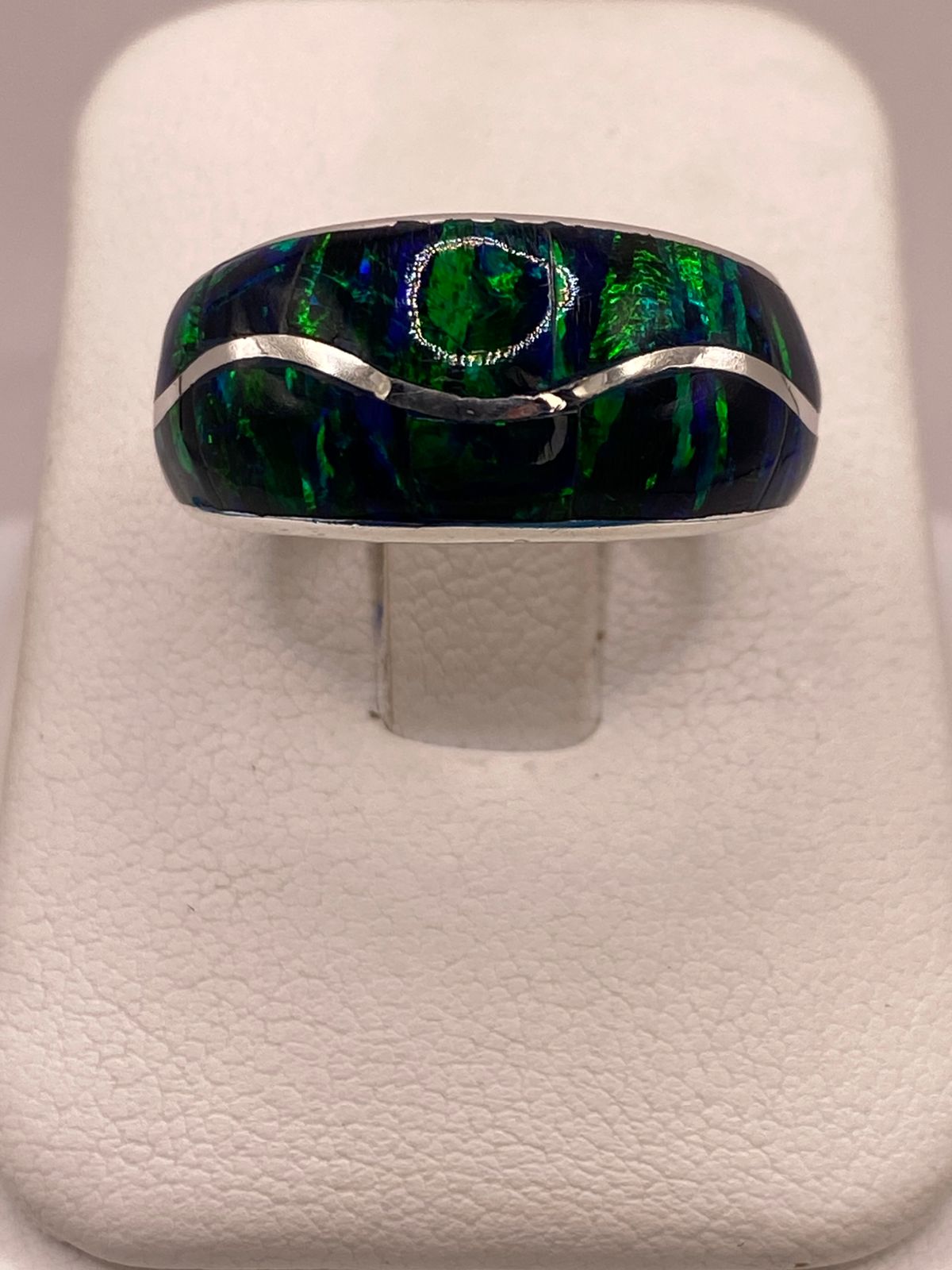 Anillo Contemporáneo de Plata Ley 925 con Ópalo de Fuego Azul Marino