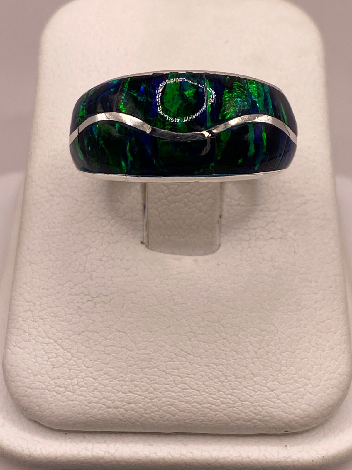 Anillo Contemporáneo de Plata Ley 925 con Ópalo de Fuego Azul Marino