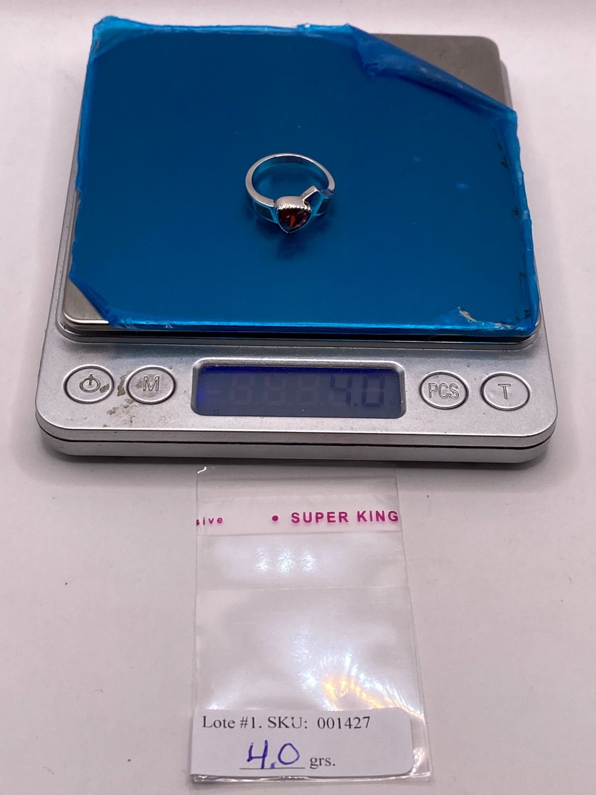 Anillo Contemporáneo de Plata Ley 950 con Ópalo de Fuego y Zirconia
