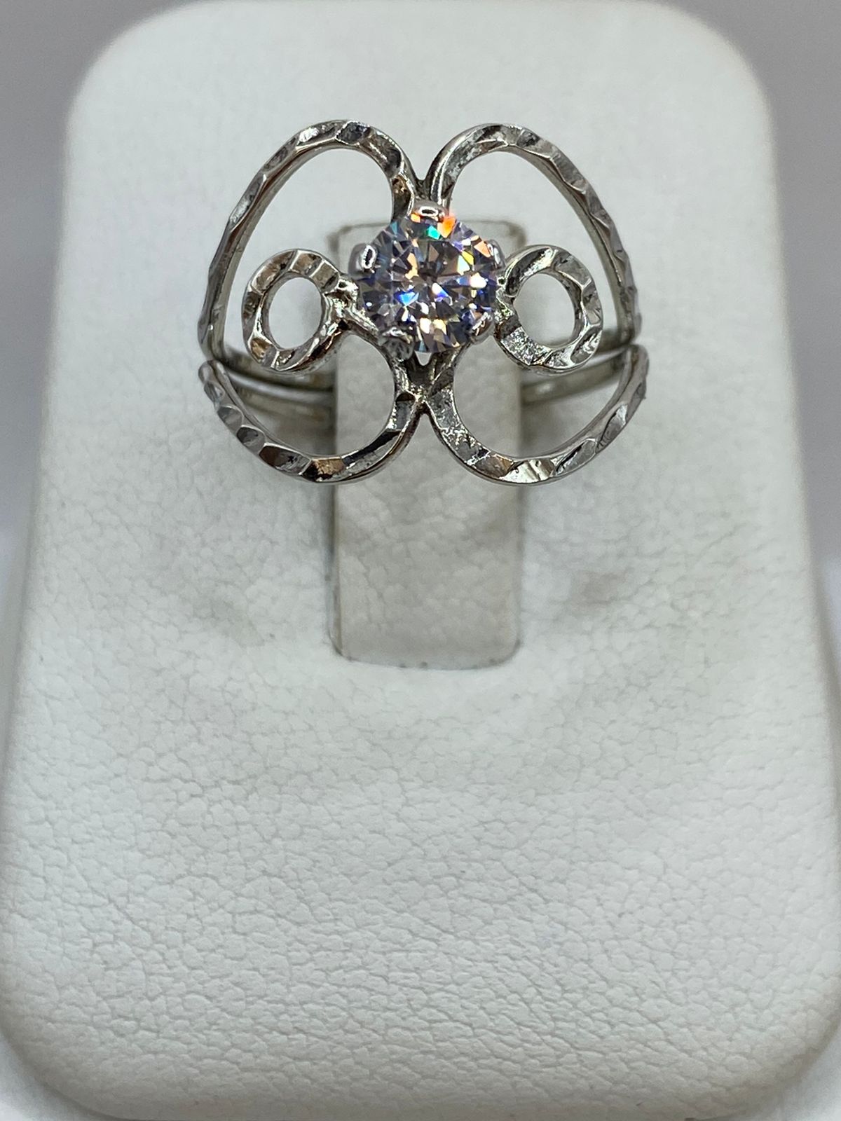 Anillo Corazón Abierto con Zirconia en Plata 925