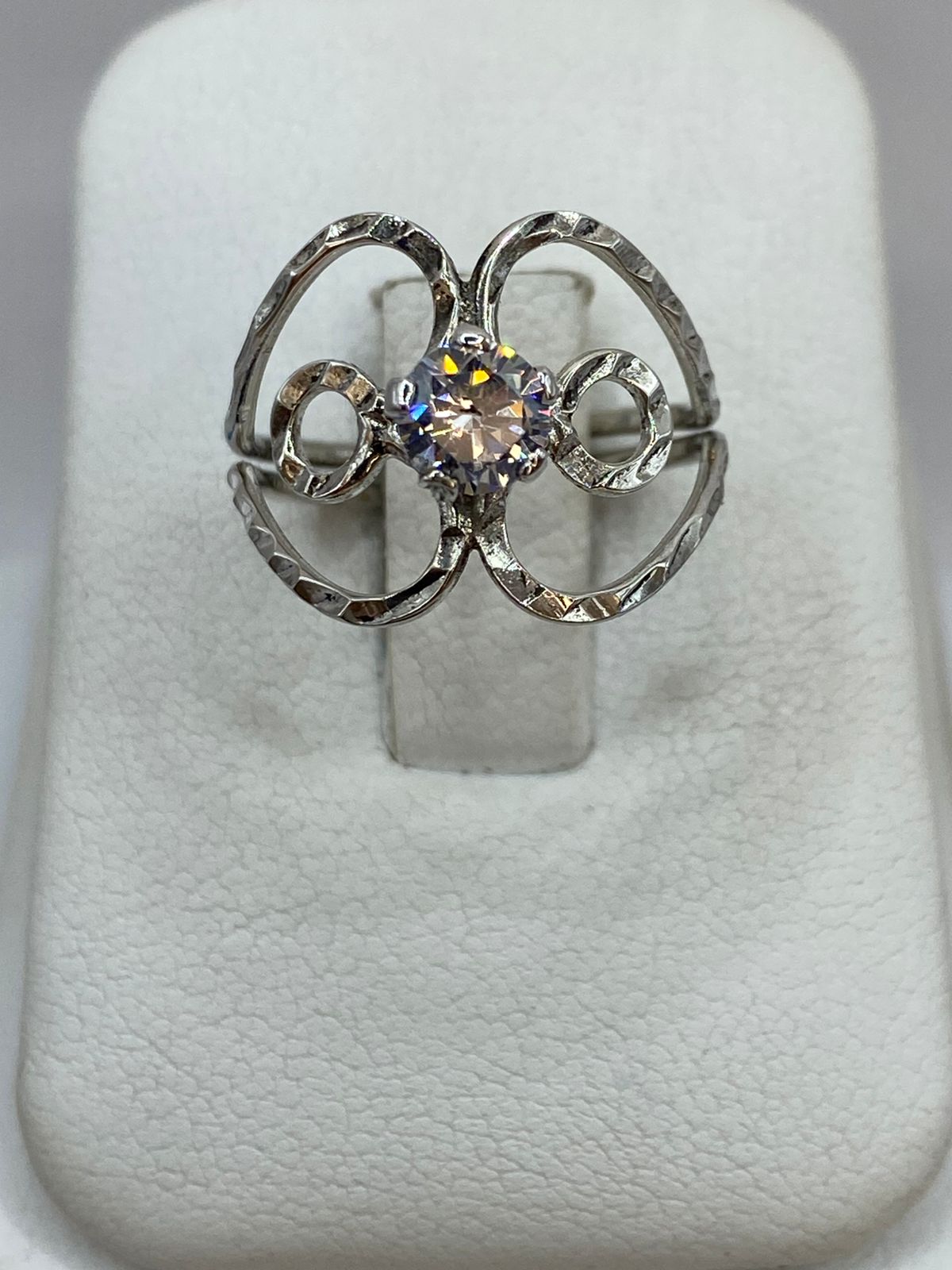 Anillo Corazón Abierto con Zirconia en Plata 925