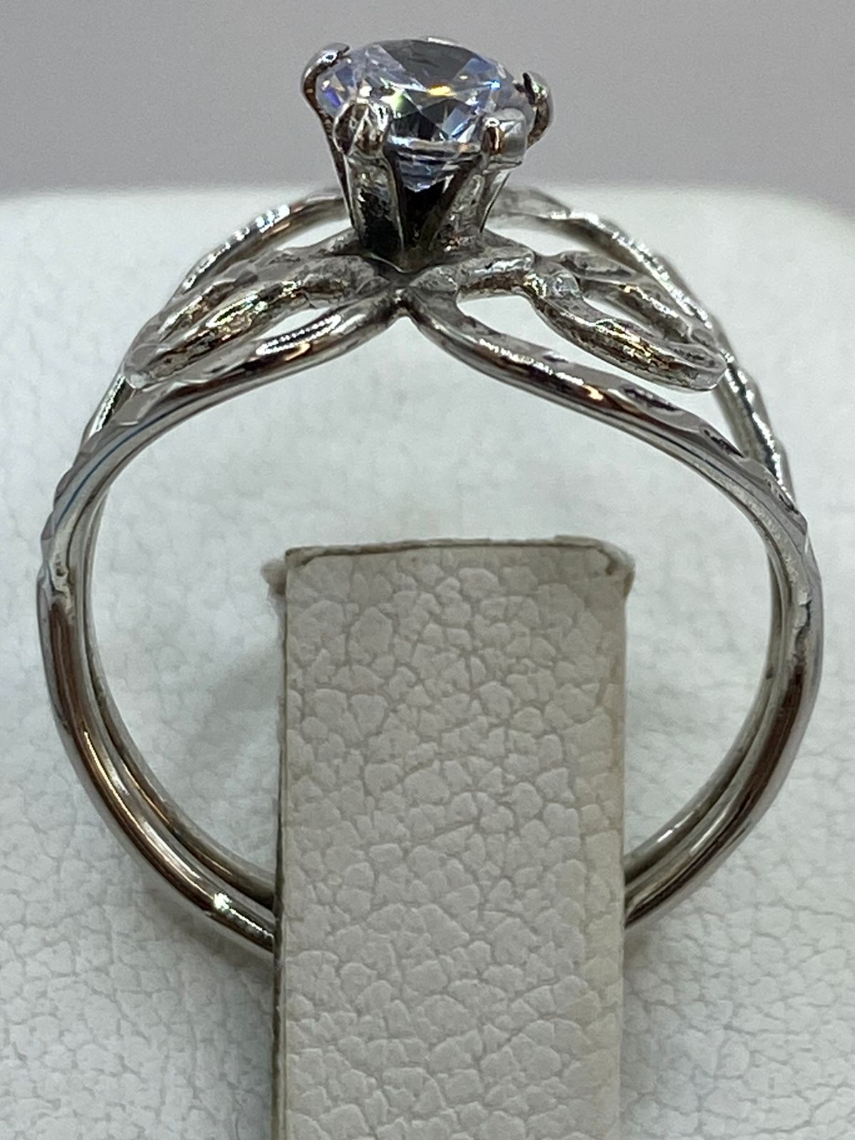 Anillo Corazón Abierto con Zirconia en Plata 925