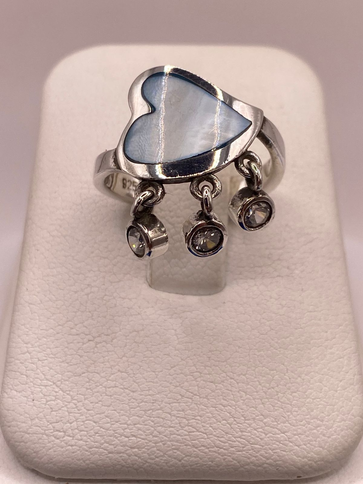 Anillo Corazón Artesanal de Plata Ley 925 con Nácar Azul
