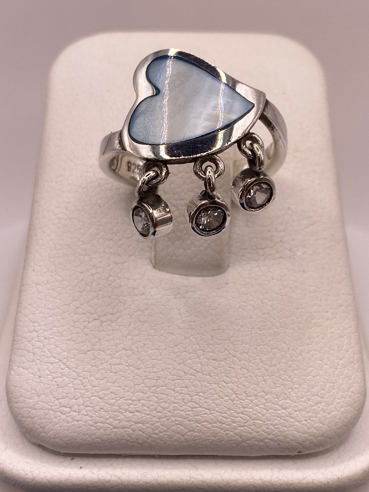 Anillo Corazón Artesanal de Plata Ley 925 con Nácar Azul