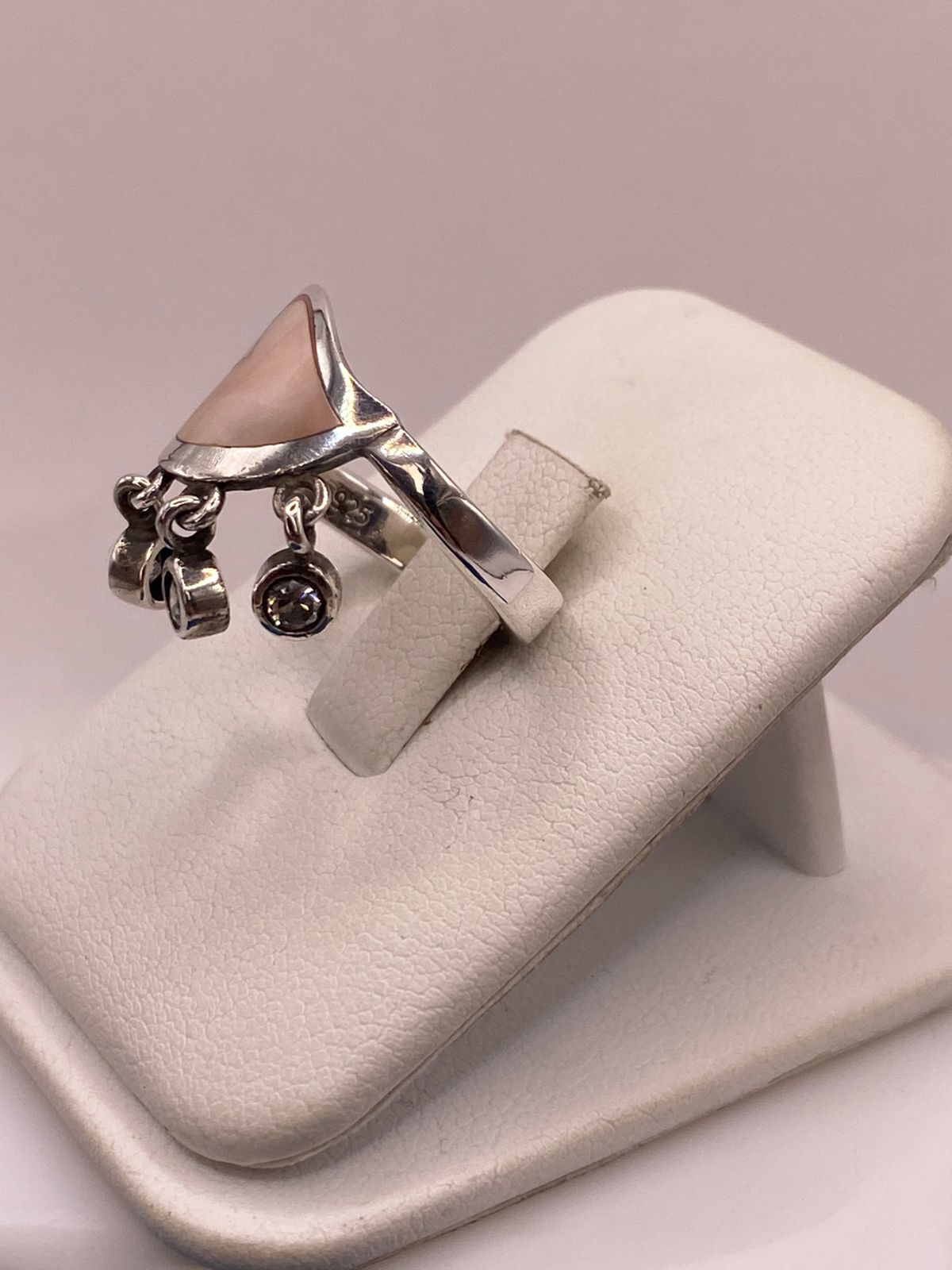 ANILLO CORAZÓN ARTESANAL DE PLATA LEY 925 CON NÁCAR NATURAL