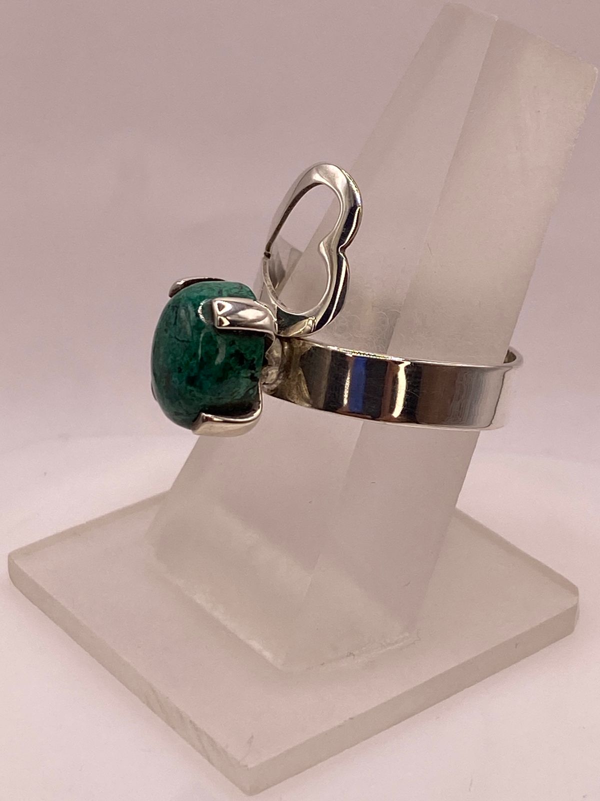 Anillo con Corazón de Plata Ley 925 y Malaquita