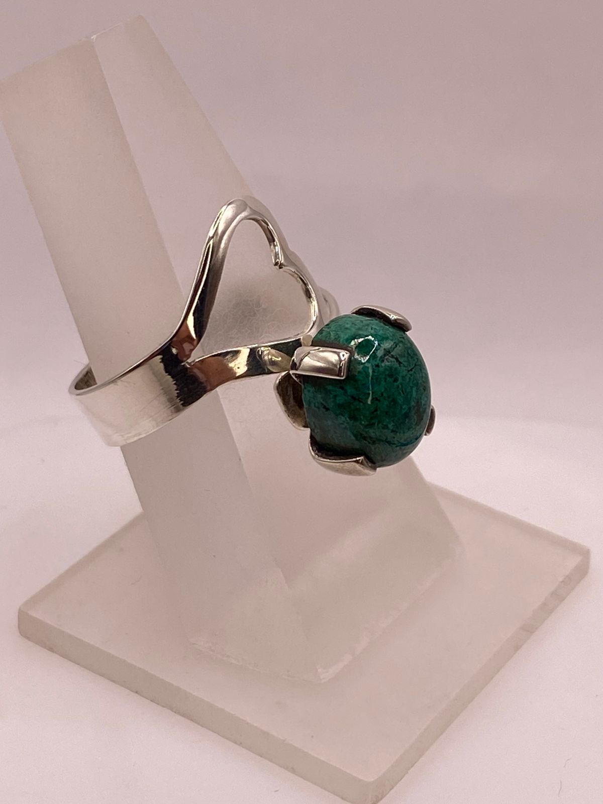 Anillo con Corazón de Plata Ley 925 y Malaquita