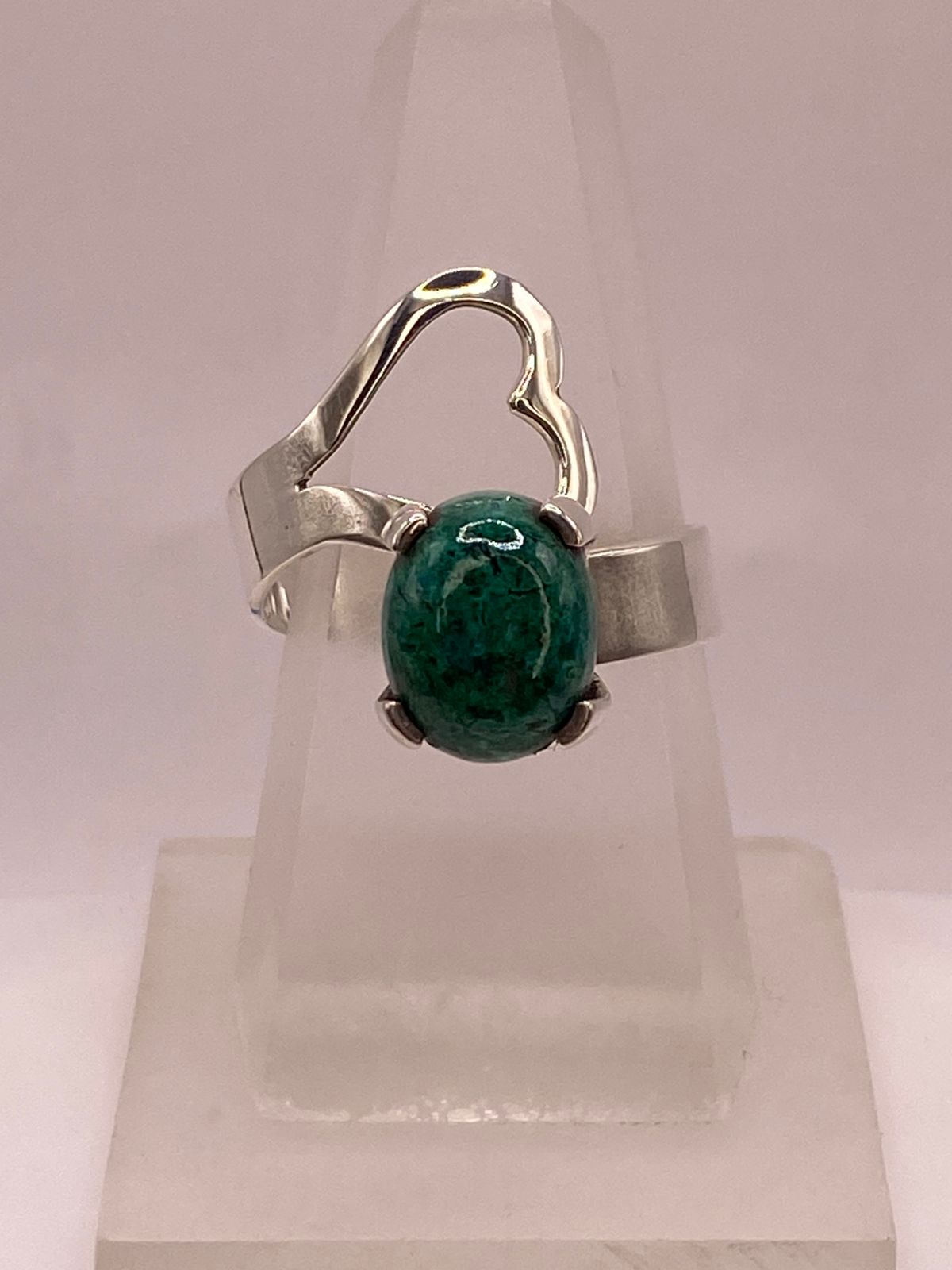 Anillo con Corazón de Plata Ley 925 y Malaquita