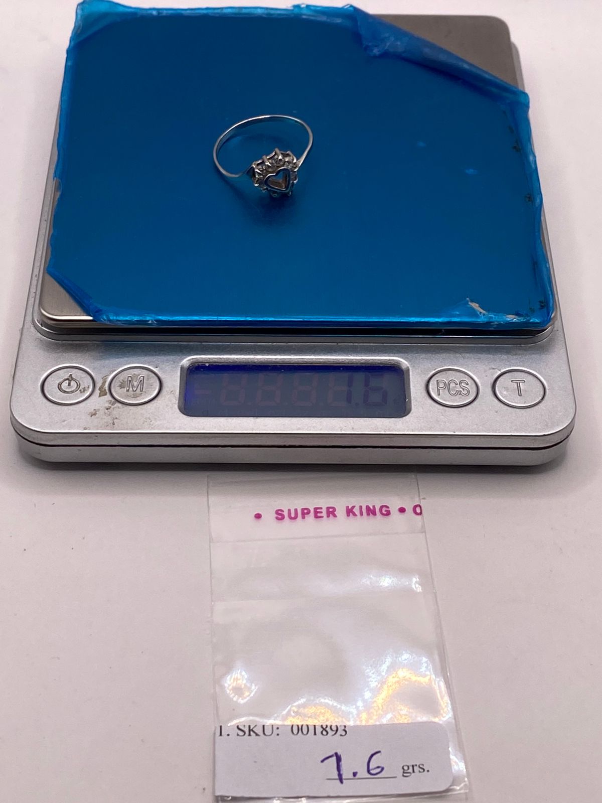 Anillo Corazón con Zirconias en Plata Ley 925