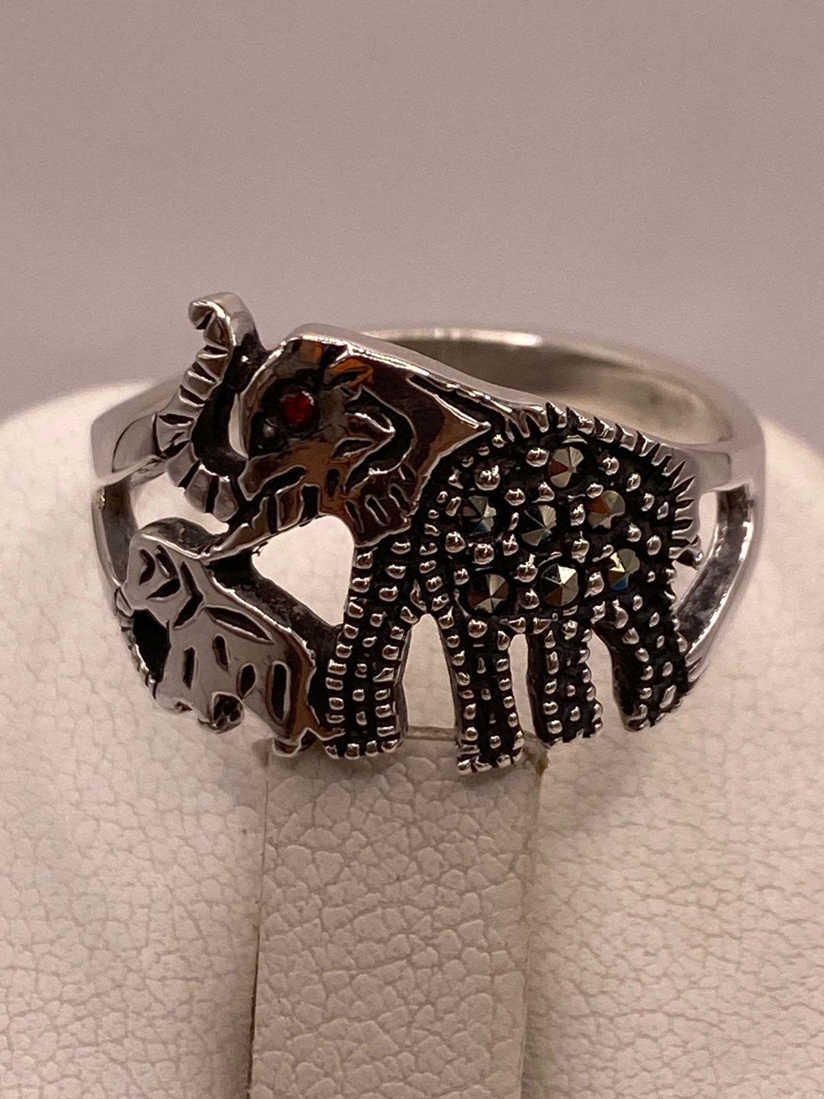 🐘 ANILLO ELEFANTE CON MARQUESITAS Y ZIRCONIA EN PLATA LEY 925