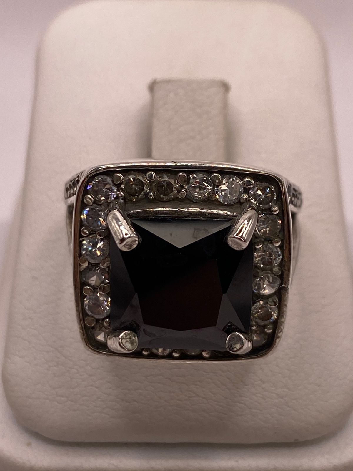 Anillo Elegante Cuadrado con Zirconia Negra Plata Ley 925