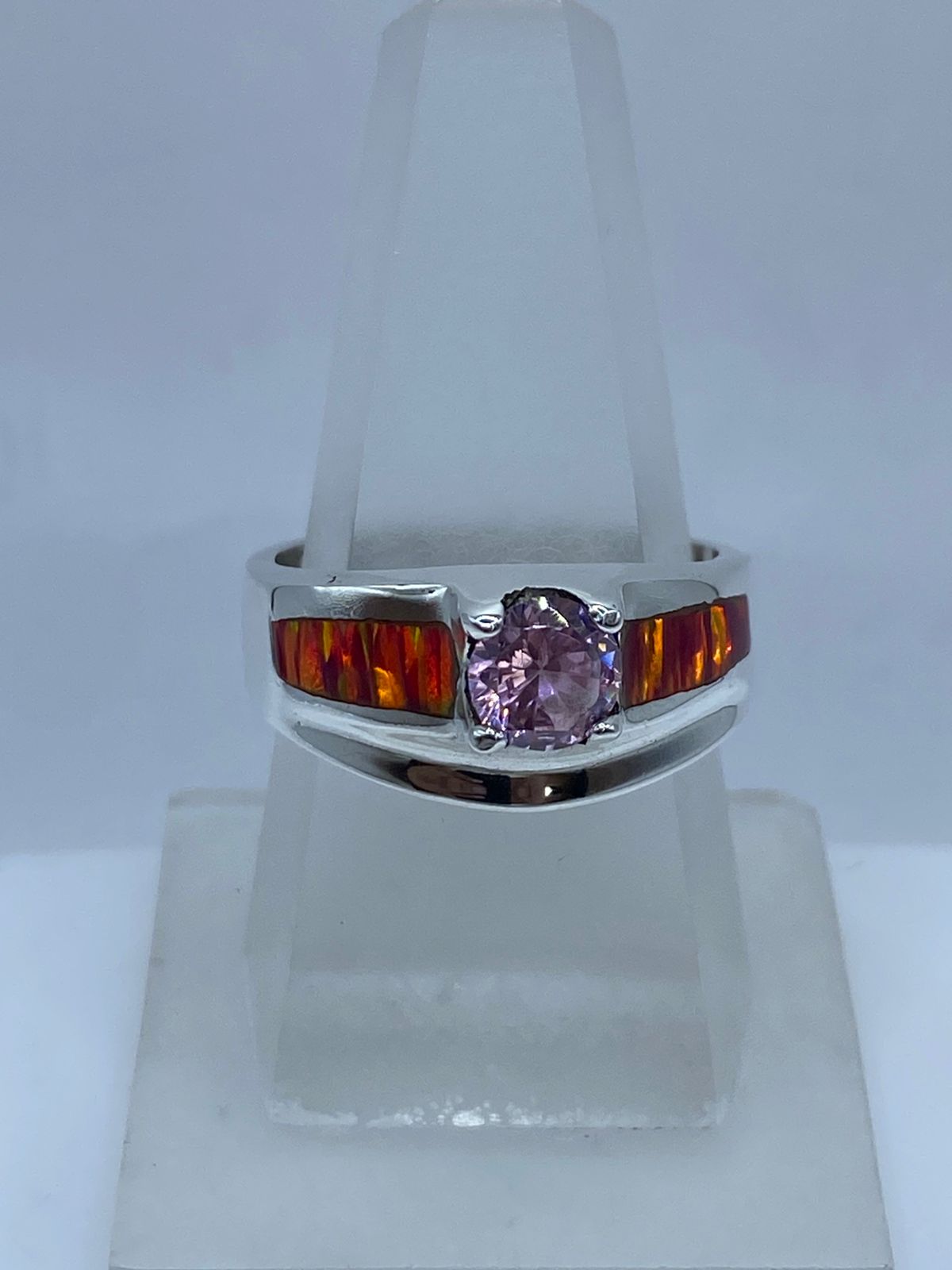 Anillo Elegante de Plata .950 con Ópalo de Fuego y Zirconia Rosa