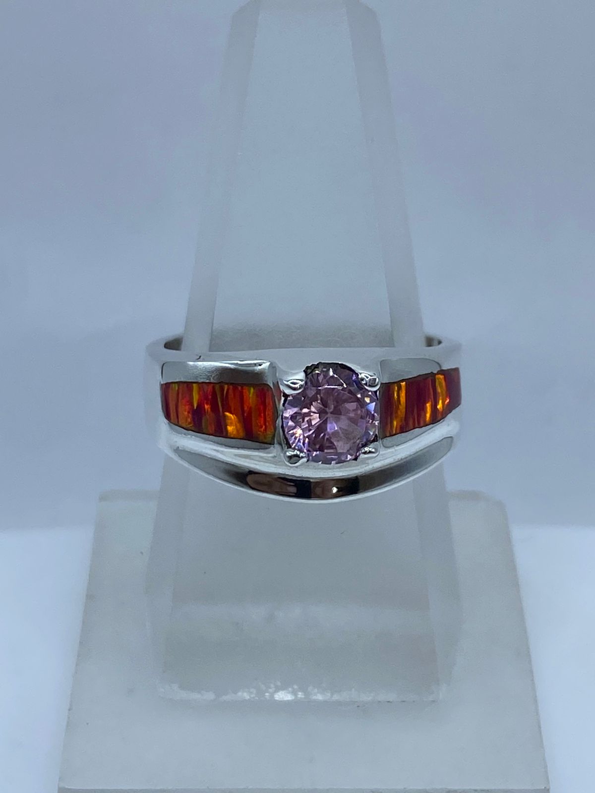 Anillo Elegante de Plata .950 con Ópalo de Fuego y Zirconia Rosa