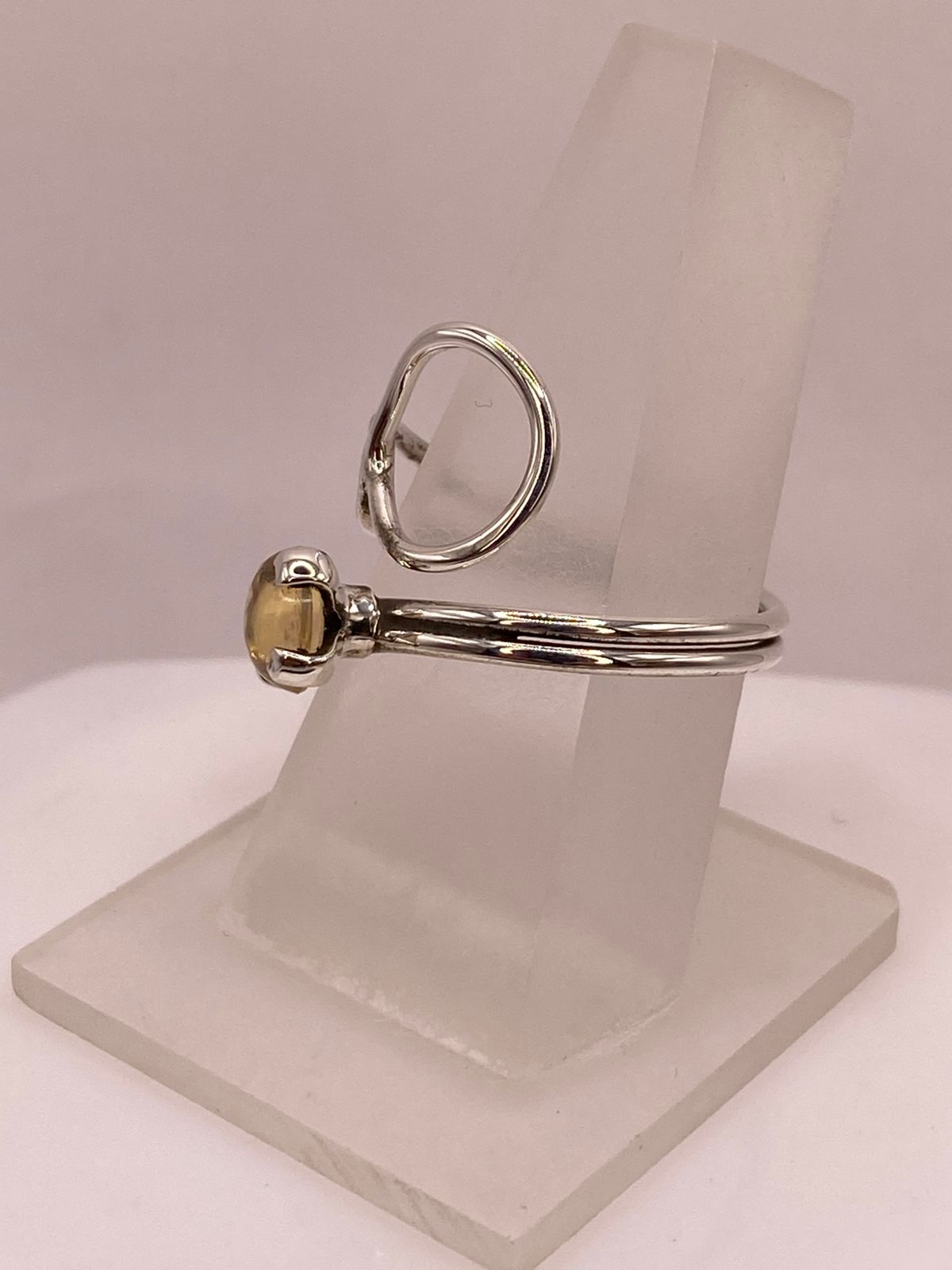 Anillo Envolvente Ajustable de Plata Ley 925 con Piedra Natural