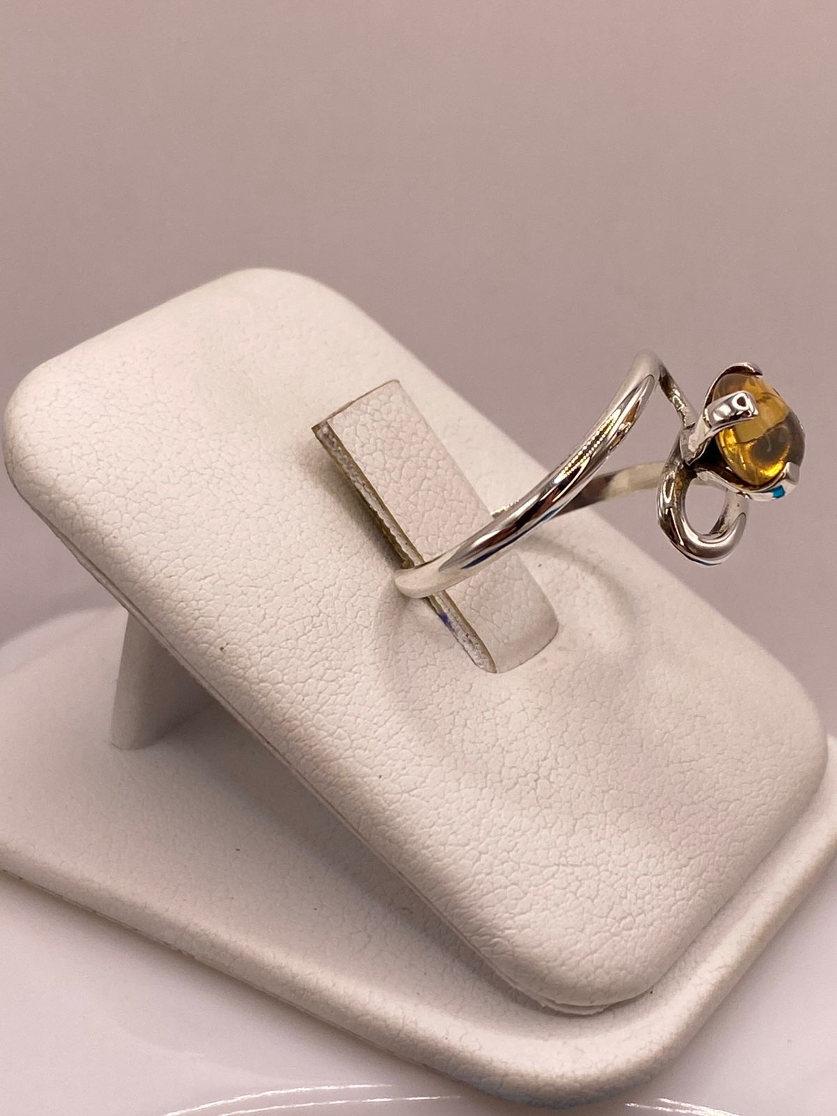 Anillo Envolvente de Plata Ley 925 con Ámbar Ahumado