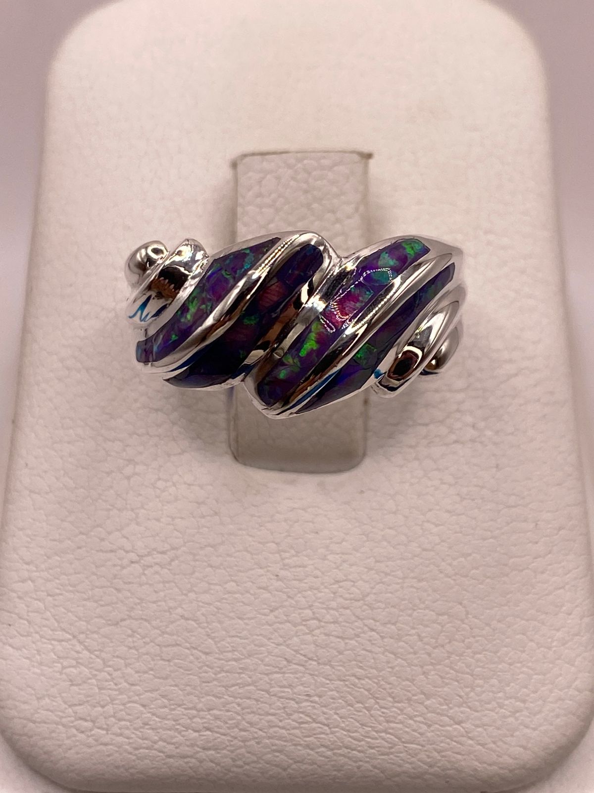 Anillo Envolvente de Plata Ley 950 con Ópalo de Fuego