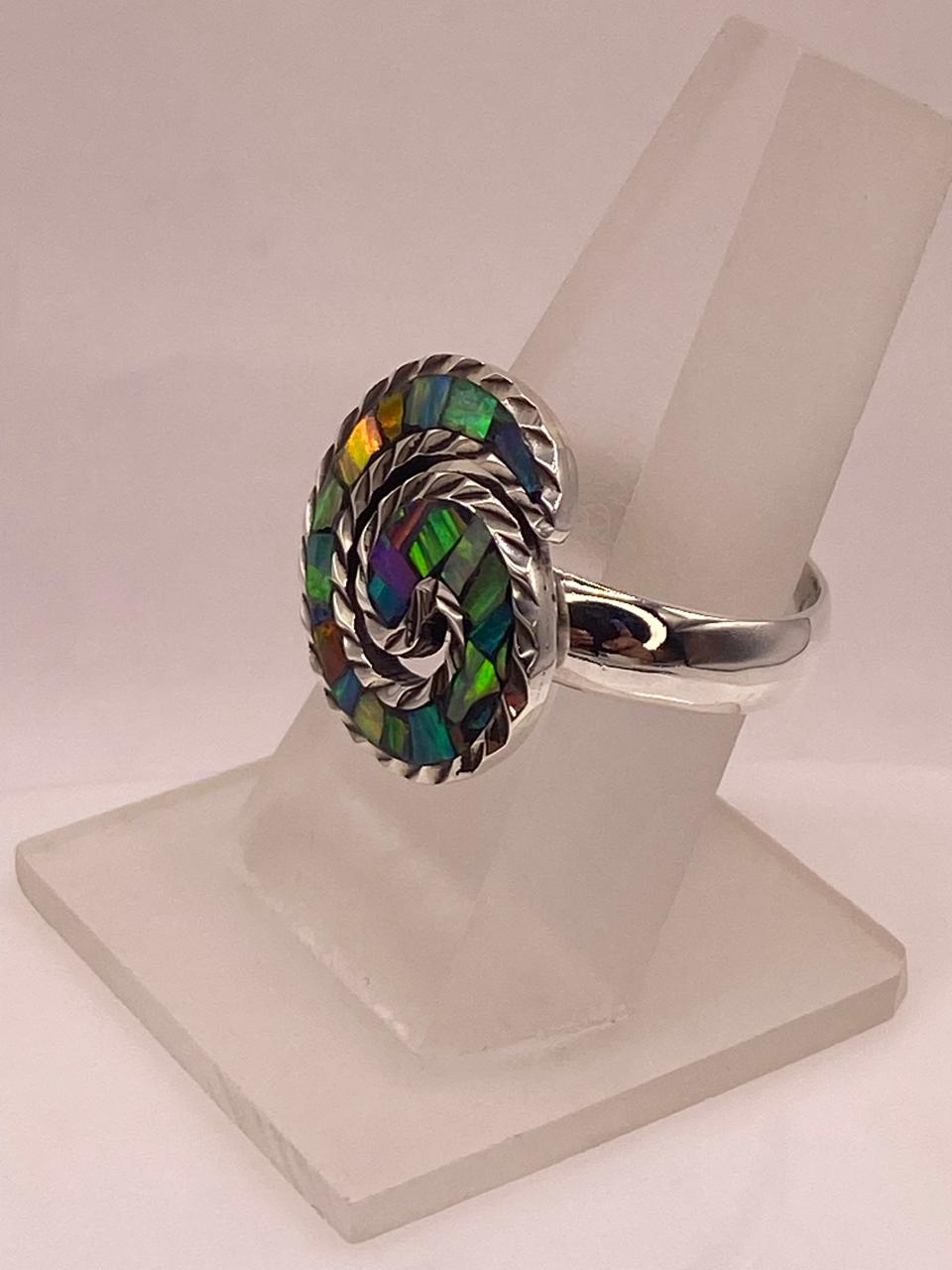 ANILLO ESPIRAL CON ÓPALO DE FUEGO MULTICOLOR EN PLATA LEY .950