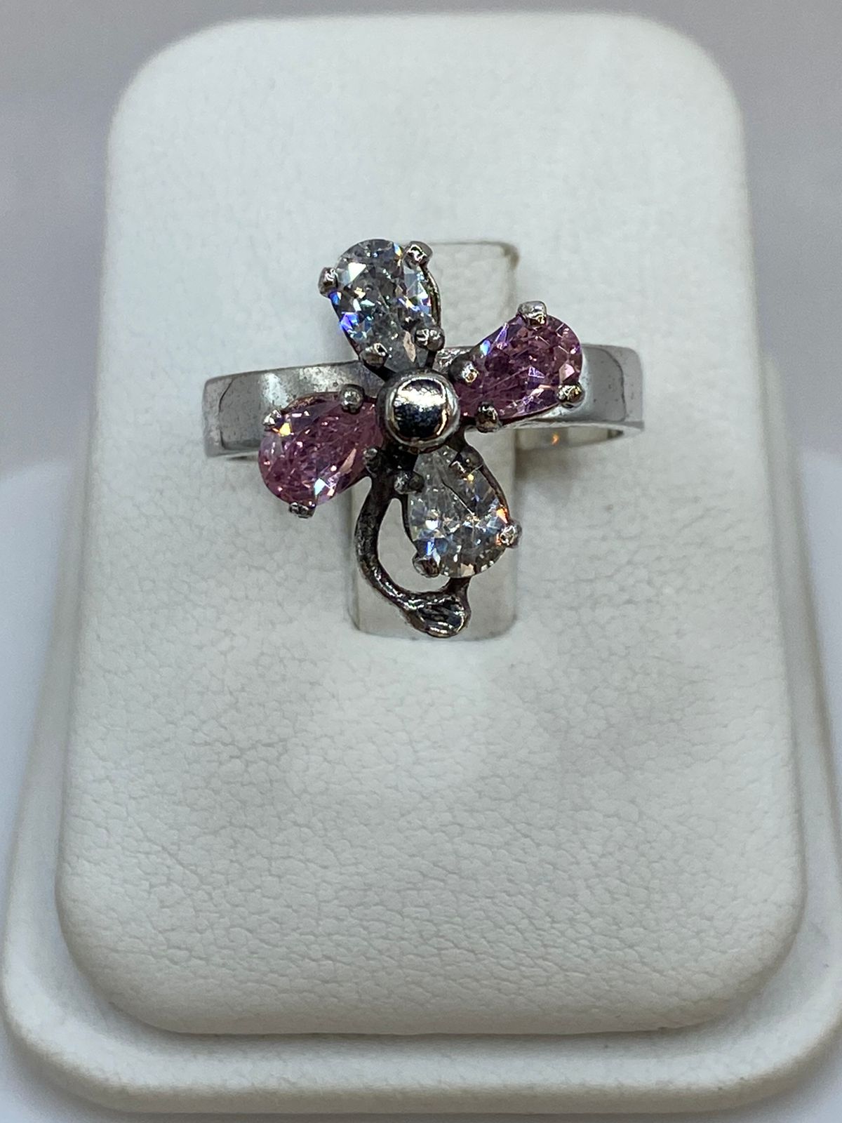 Anillo con Flor Giratoria en Plata 925