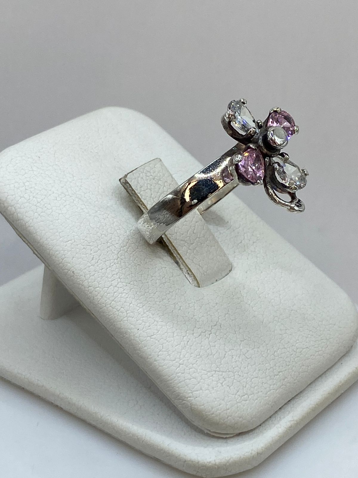 Anillo con Flor Giratoria en Plata 925