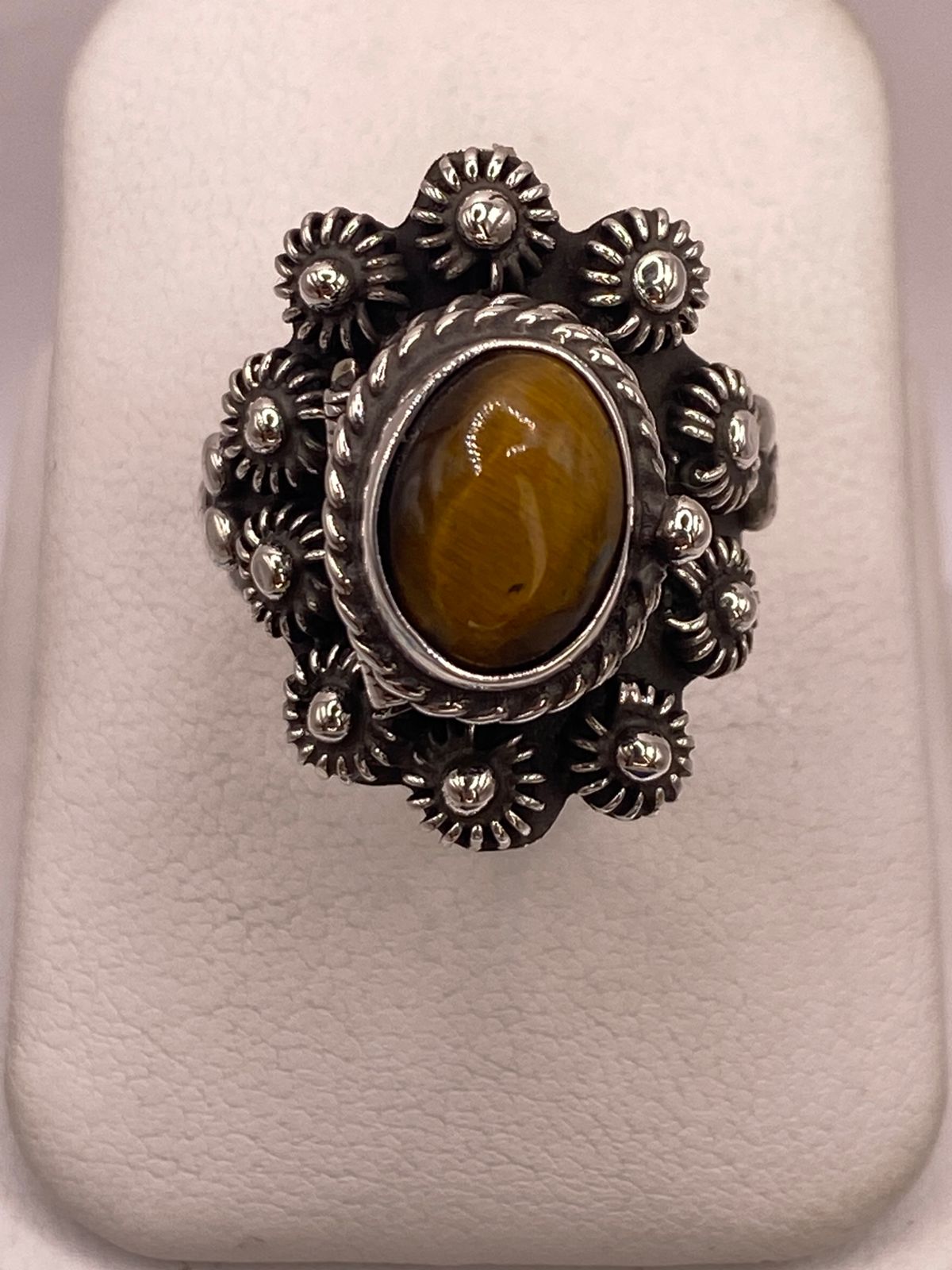 Anillo Floral de Plata Ley 925 con Ojo de Tigre