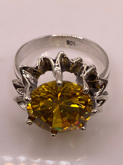 Anillo Floral de Plata Ley 925 con Zirconia
