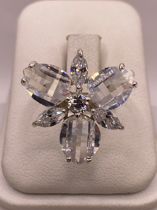 Anillo Floral de Plata 925 con Zirconias Cristal, vista frontal