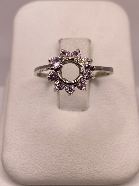Anillo Floral con Zirconias Rosas en Plata Ley 925, vista frontal