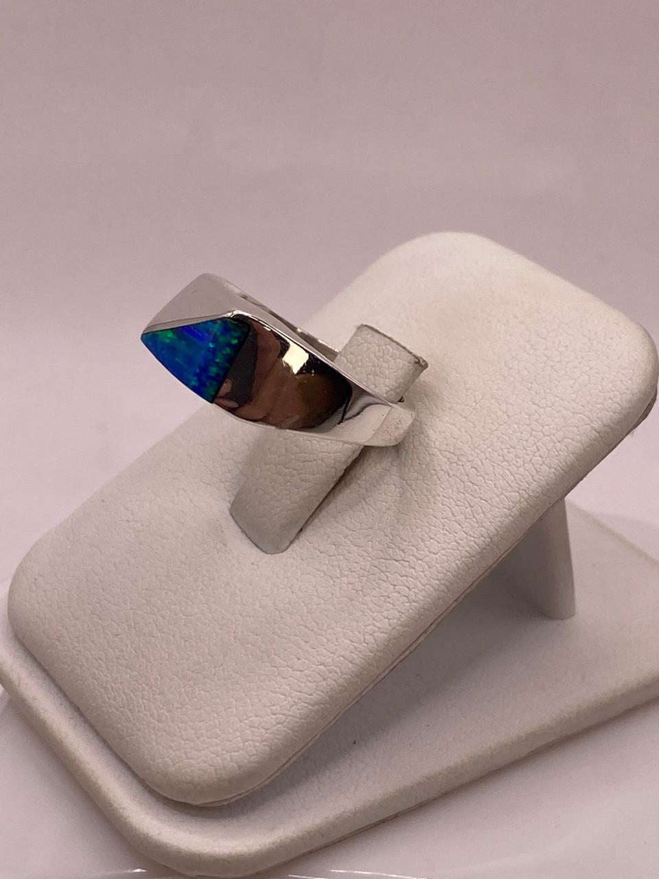 Anillo Geométrico de Ópalo Azul y Verde en Plata Ley 950